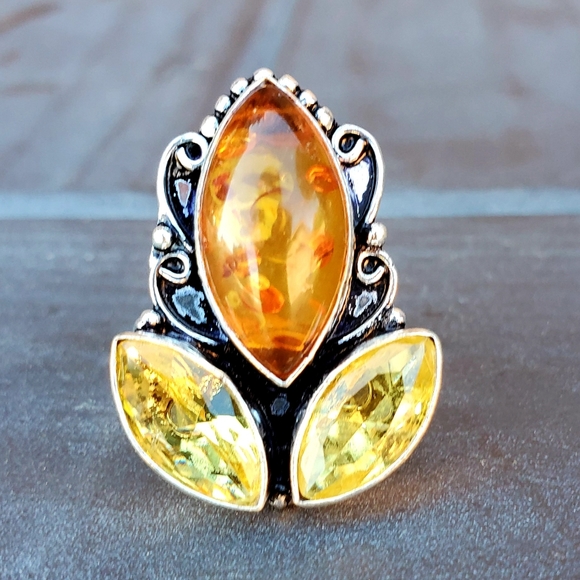 Handmade Jewelry - New Amber and Citrine 925 Silver Ring.